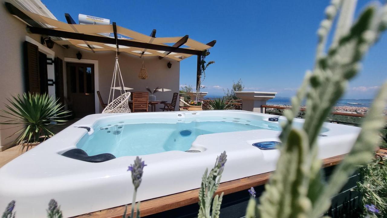 Aquilina Villa Apolpaina Exteriör bild